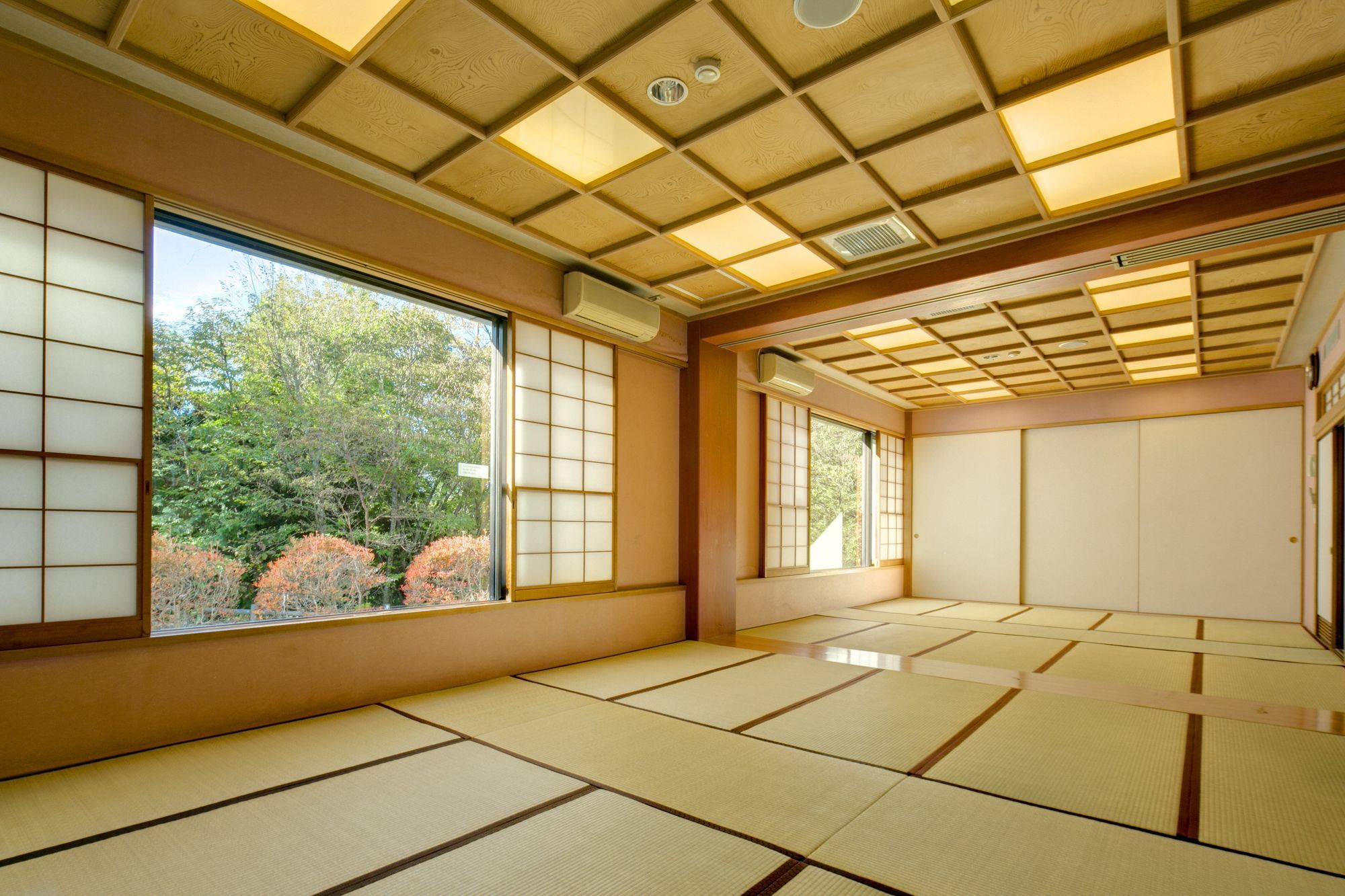 ホテル 山中湖 秀山荘 山中湖村 エクステリア 写真